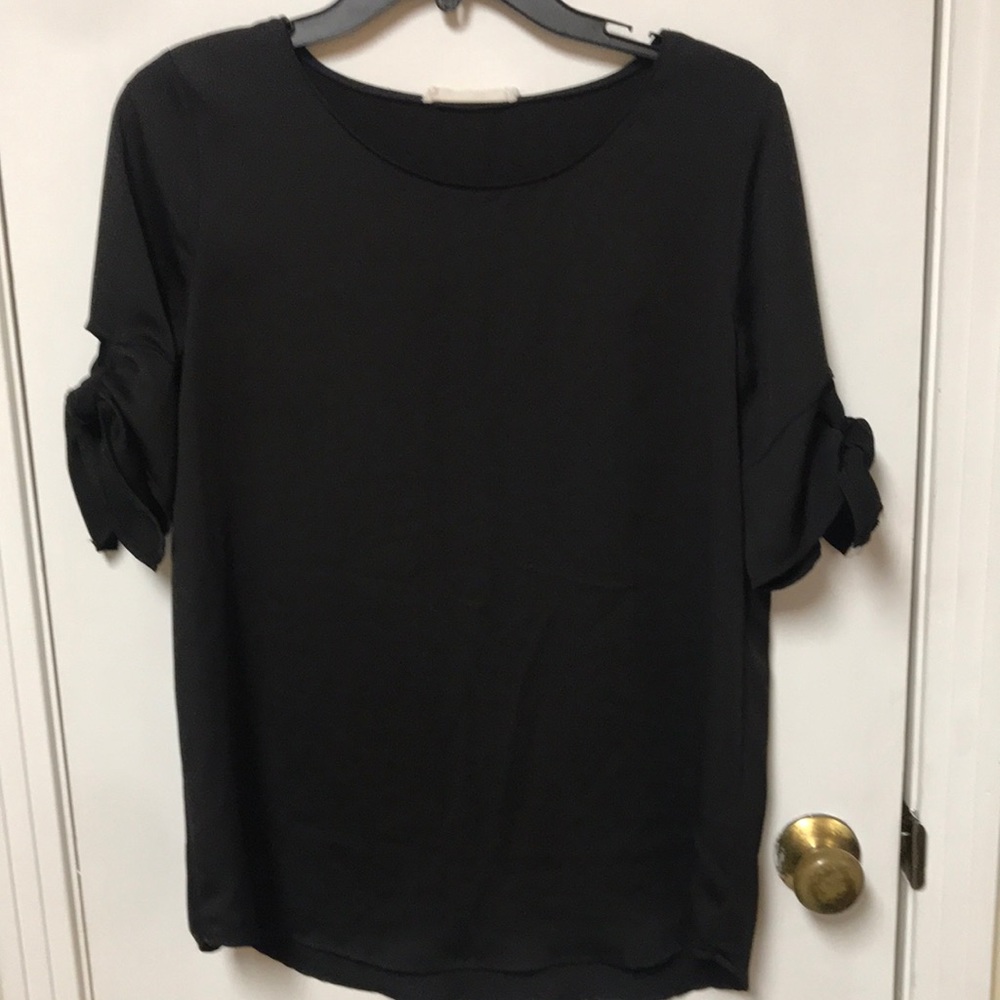 Les Amis black top. Medium.